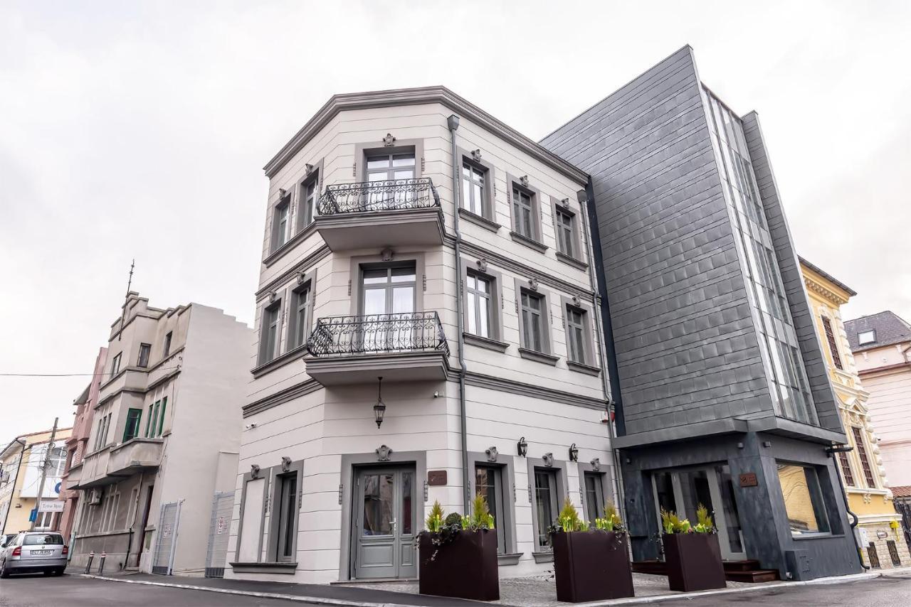 Opt Hotel